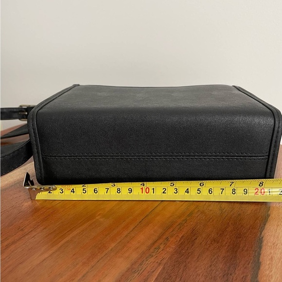 Black shoulder Bag - Picture 3 of 9